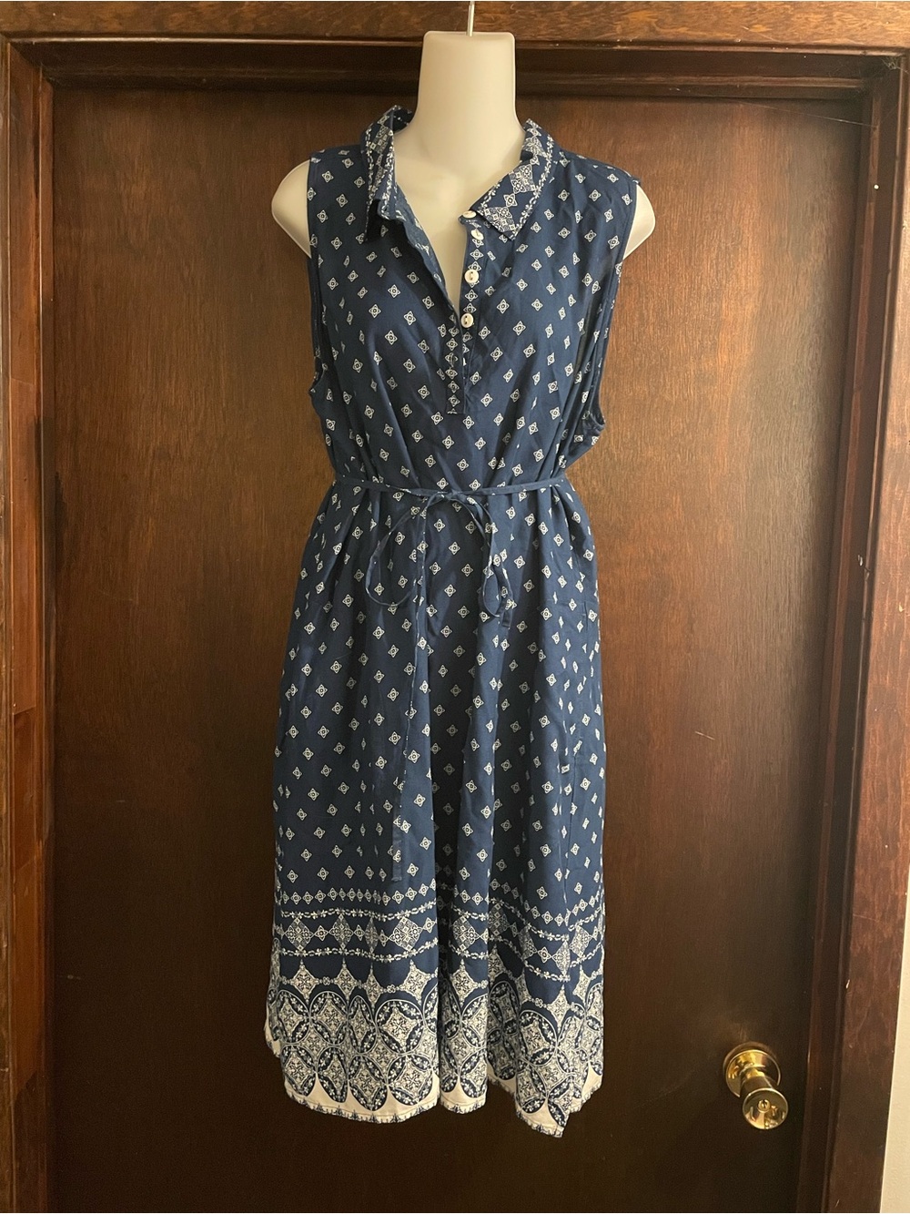 Aventura Brand Women's XL Blue & White McKinley Dress